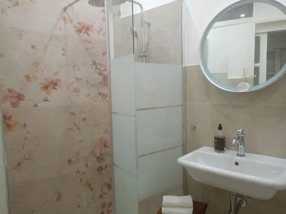 La Casa Di Madhu Apartment Catania